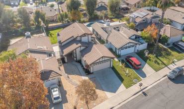 30605 Hollyberry Lane, Temecula, California 92591, 4 Bedrooms Bedrooms, ,2 BathroomsBathrooms,Residential,Buy,30605 Hollyberry Lane,SW24230321