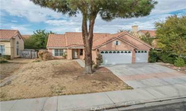 13200 High Desert Road, Victorville, California 92392, 4 Bedrooms Bedrooms, ,2 BathroomsBathrooms,Residential,Buy,13200 High Desert Road,HD24232185