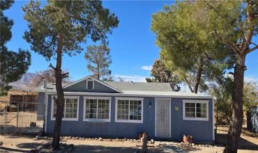 9666 Baker Road, Lucerne Valley, California 92356, 4 Bedrooms Bedrooms, ,1 BathroomBathrooms,Residential,Buy,9666 Baker Road,HD24140981