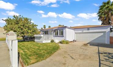 14406 Ibbetson Avenue, Bellflower, California 90706, 2 Bedrooms Bedrooms, ,1 BathroomBathrooms,Residential,Buy,14406 Ibbetson Avenue,PW24232386