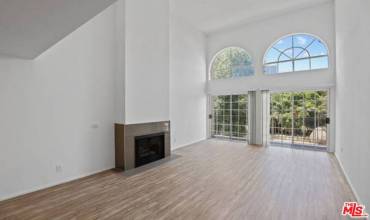 11711 Ohio Avenue 303, Los Angeles, California 90025, 4 Bedrooms Bedrooms, ,4 BathroomsBathrooms,Residential Lease,Rent,11711 Ohio Avenue 303,24462935