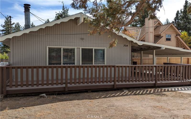 Deck in front of house