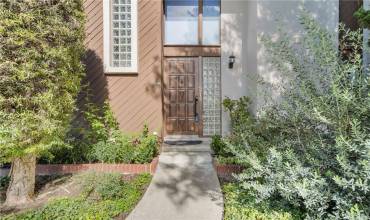 921 S Golden West Avenue B, Arcadia, California 91007, 2 Bedrooms Bedrooms, ,2 BathroomsBathrooms,Residential Lease,Rent,921 S Golden West Avenue B,AR24232679