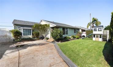 12819 Coldbrook Avenue, Downey, California 90242, 3 Bedrooms Bedrooms, ,2 BathroomsBathrooms,Residential,Buy,12819 Coldbrook Avenue,PW24232643