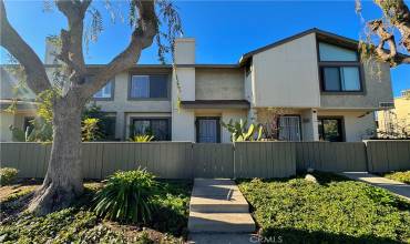 9601 Sepulveda Boulevard 8, North Hills, California 91343, 2 Bedrooms Bedrooms, ,2 BathroomsBathrooms,Residential,Buy,9601 Sepulveda Boulevard 8,SR24232564