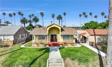 5207 Cimarron Street, Los Angeles, California 90062, 3 Bedrooms Bedrooms, ,2 BathroomsBathrooms,Residential,Buy,5207 Cimarron Street,MB24232311