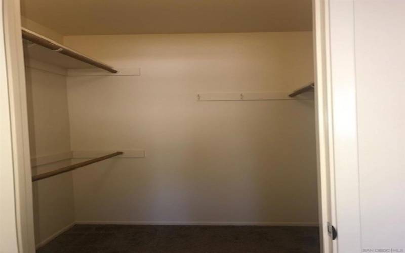 Walk-in Closet