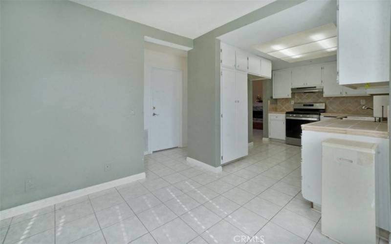 Kitchen & breakfast Nook