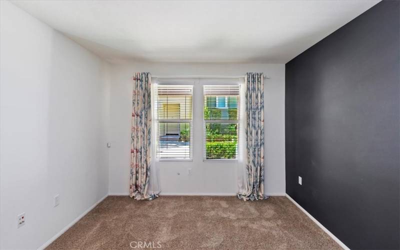 First floor Bonus Room that can be converted to a 4th bedroom