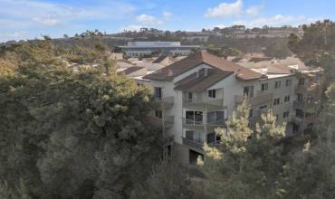 395 Imperial Way 211, Daly City, California 94015, 2 Bedrooms Bedrooms, ,2 BathroomsBathrooms,Residential,Buy,395 Imperial Way 211,ML81985668