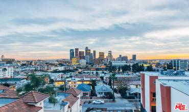 1035 Figueroa Terrace 10, Los Angeles, California 90012, 3 Bedrooms Bedrooms, ,2 BathroomsBathrooms,Residential Lease,Rent,1035 Figueroa Terrace 10,24463245