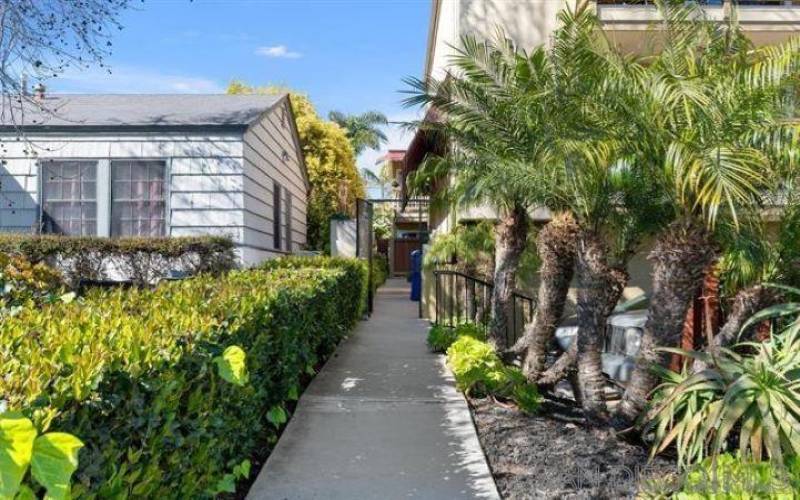 True single level living - no steps from parking spot to front entry gate to your front door.