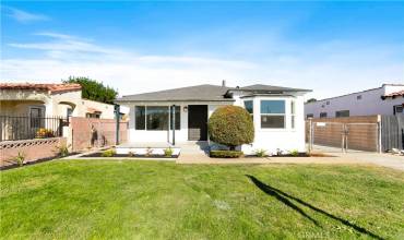 413 E 95th Street, Los Angeles, California 90003, 3 Bedrooms Bedrooms, ,2 BathroomsBathrooms,Residential,Buy,413 E 95th Street,DW24233408