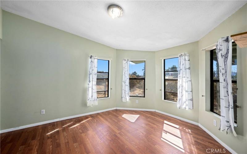 4th bedroom/ sun room