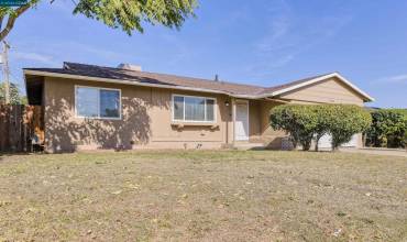 2213 Meadowview Rd, Sacramento, California 95832, 3 Bedrooms Bedrooms, ,2 BathroomsBathrooms,Residential,Buy,2213 Meadowview Rd,41078853