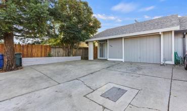 5806 41st Street, Sacramento, California 95824, 2 Bedrooms Bedrooms, ,2 BathroomsBathrooms,Residential,Buy,5806 41st Street,ML81986453