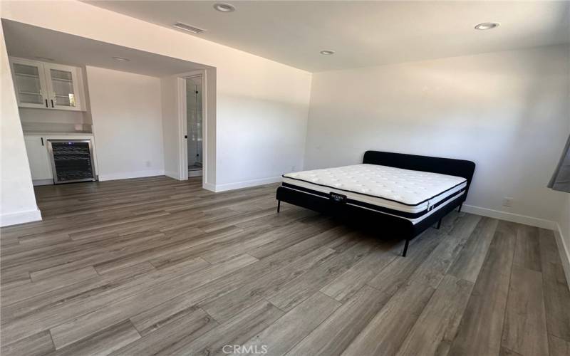 Ground Level Oversize Master Bedroom