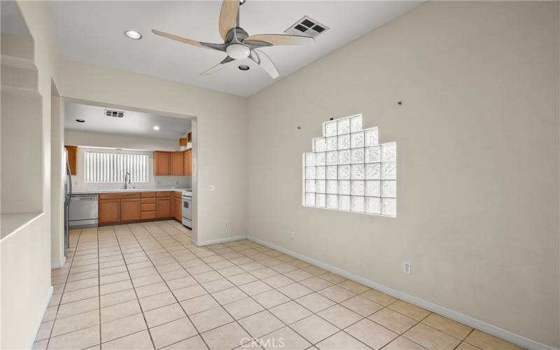 Bright breakfast room and kitchen, flooded with natural light