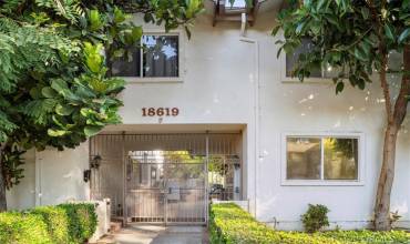 18619 Collins Street F22, Tarzana, California 91356, 3 Bedrooms Bedrooms, ,2 BathroomsBathrooms,Residential,Buy,18619 Collins Street F22,OC24222433