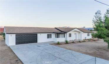 8411 1st Avenue, Hesperia, California 92345, 4 Bedrooms Bedrooms, ,3 BathroomsBathrooms,Residential,Buy,8411 1st Avenue,IV24217844