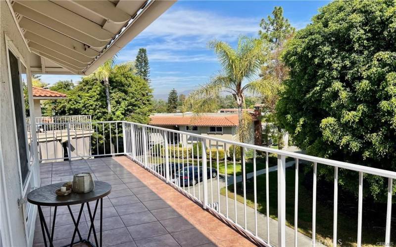 Lovely large open patio with VIEWS!