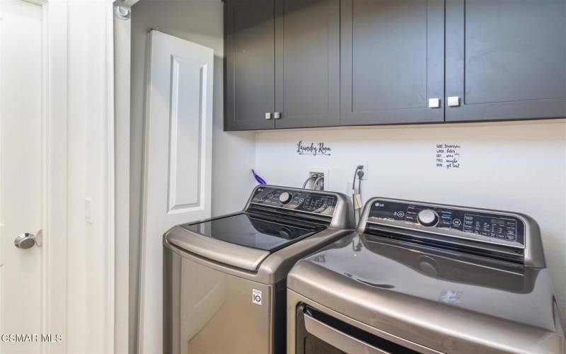 22 - Laundry Room-