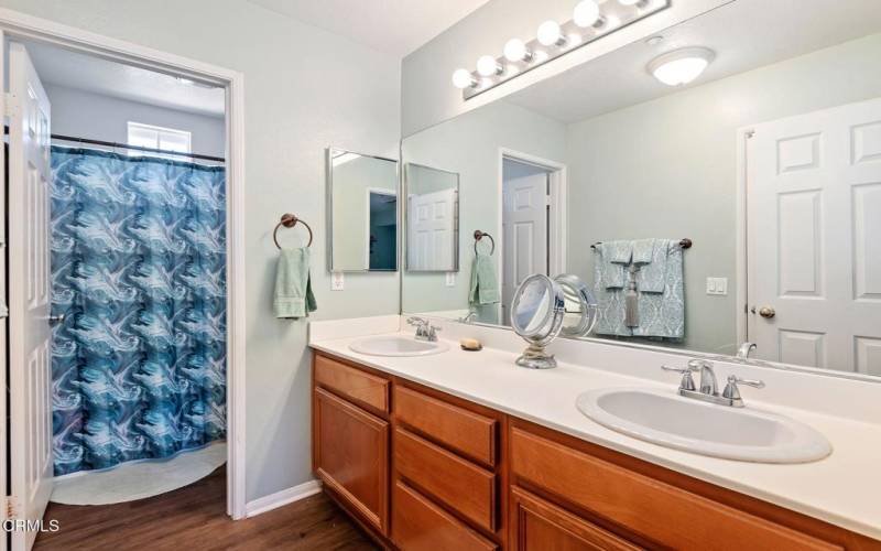 15-web-or-mls-15 - Primary Bathroom 2