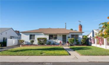 8607 Stansbury Avenue, Panorama City, California 91402, 3 Bedrooms Bedrooms, ,1 BathroomBathrooms,Residential,Buy,8607 Stansbury Avenue,SR24231373