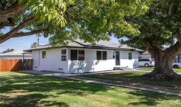 714 Wistaria Street, Bakersfield, California 93308, 3 Bedrooms Bedrooms, ,2 BathroomsBathrooms,Residential,Buy,714 Wistaria Street,NS24234080