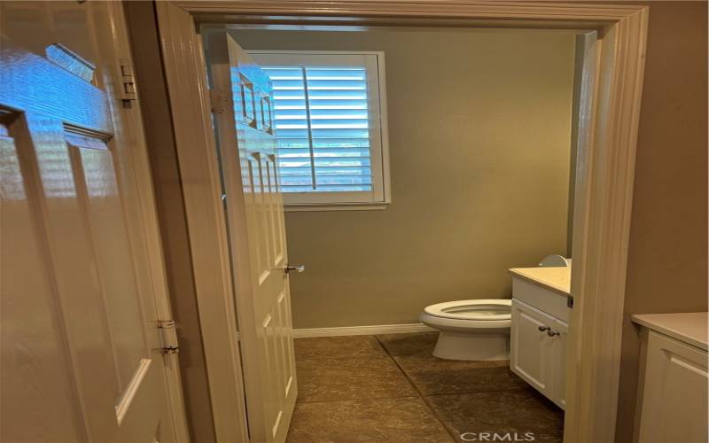 GUEST BEDROOM ENSUITE BATHROOM