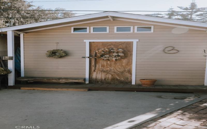 STORAGE SHED