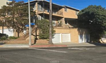 100 Termino Avenue 1, Long Beach, California 90803, 2 Bedrooms Bedrooms, ,Residential,Buy,100 Termino Avenue 1,PW24232021