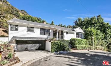 1860 Heather Court, Beverly Hills, California 90210, 3 Bedrooms Bedrooms, ,2 BathroomsBathrooms,Residential Lease,Rent,1860 Heather Court,24463631