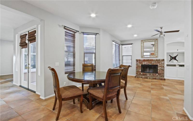 Living room & dining area