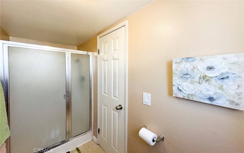 Shower in separate room of en-suite