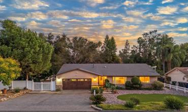 1695 Calmin Way, Fallbrook, California 92028, 2 Bedrooms Bedrooms, ,2 BathroomsBathrooms,Residential,Buy,1695 Calmin Way,240026882SD