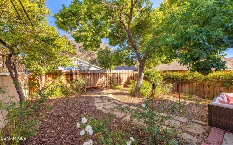 608 Hodencamp Rd Thousand Oaks-23