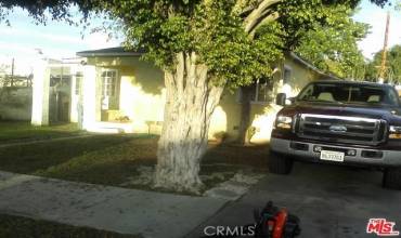 1736 N Mcdivitt Avenue, Compton, California 90221, 2 Bedrooms Bedrooms, ,1 BathroomBathrooms,Residential,Buy,1736 N Mcdivitt Avenue,SR24112775