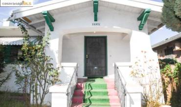 1461 84th Avenue, Oakland, California 94621, 3 Bedrooms Bedrooms, ,1 BathroomBathrooms,Residential,Buy,1461 84th Avenue,41079107