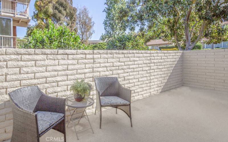 Pretty patio is east facing so you get morning sun and afternoon shade.