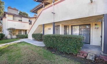 960 Lupine Hills 55, Vista, California 92081, 2 Bedrooms Bedrooms, ,2 BathroomsBathrooms,Residential,Buy,960 Lupine Hills 55,240026966SD