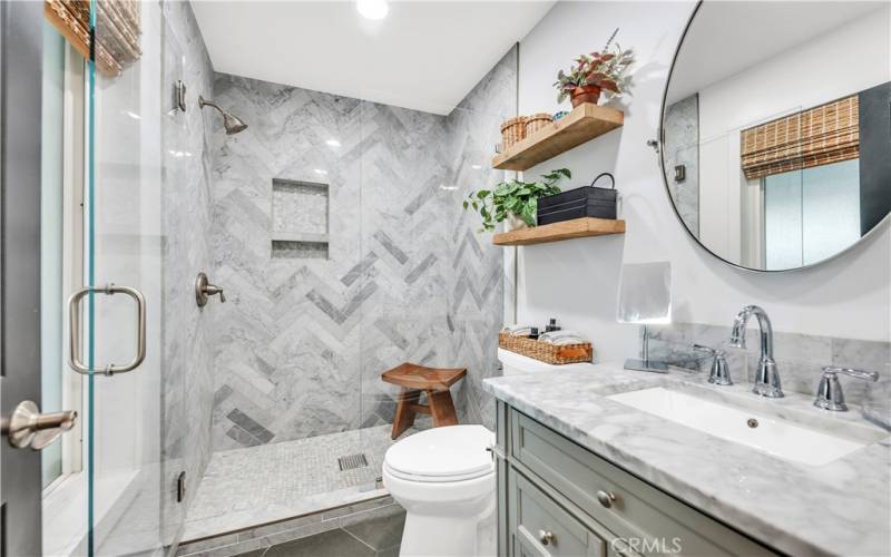 Remodeled 2023 - Gorgeous Marble Tile in a Chevron