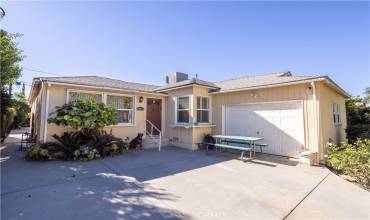 19144 Archwood Street, Reseda, California 91335, 3 Bedrooms Bedrooms, ,2 BathroomsBathrooms,Residential,Buy,19144 Archwood Street,SR24235166