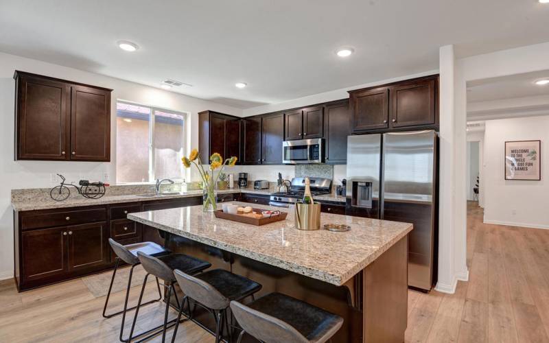 KITCHEN ANGLED OVER BREAKFAST BAR RS