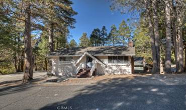 24162 Montreaux Drive, Crestline, California 92325, 3 Bedrooms Bedrooms, ,2 BathroomsBathrooms,Residential,Buy,24162 Montreaux Drive,RW24235317