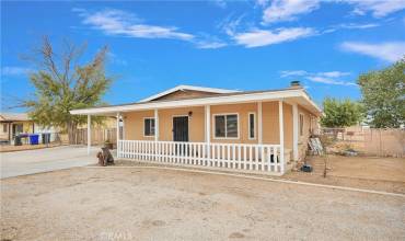 10590 Navajo Road, Apple Valley, California 92308, 3 Bedrooms Bedrooms, ,2 BathroomsBathrooms,Residential,Buy,10590 Navajo Road,CV24235327