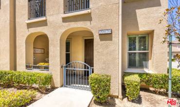 20420 Paseo Cresta, Porter Ranch, California 91326, 2 Bedrooms Bedrooms, ,3 BathroomsBathrooms,Residential,Buy,20420 Paseo Cresta,24451051