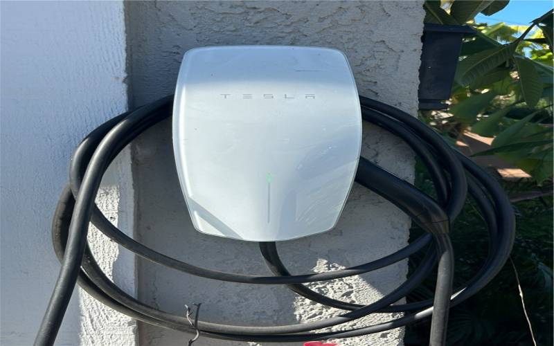 Tesla Charger negotiable