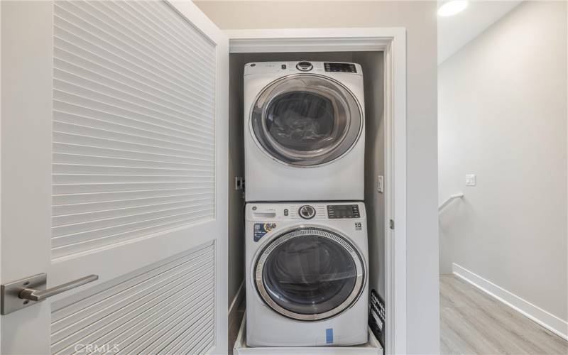 Upstairs washer and dryer is included