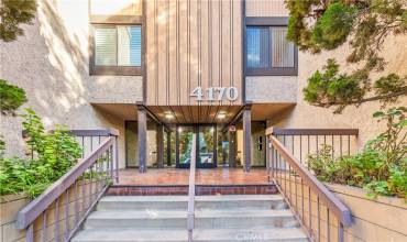 4170 Elm Avenue 313, Long Beach, California 90807, 2 Bedrooms Bedrooms, ,2 BathroomsBathrooms,Residential,Buy,4170 Elm Avenue 313,PW24231365